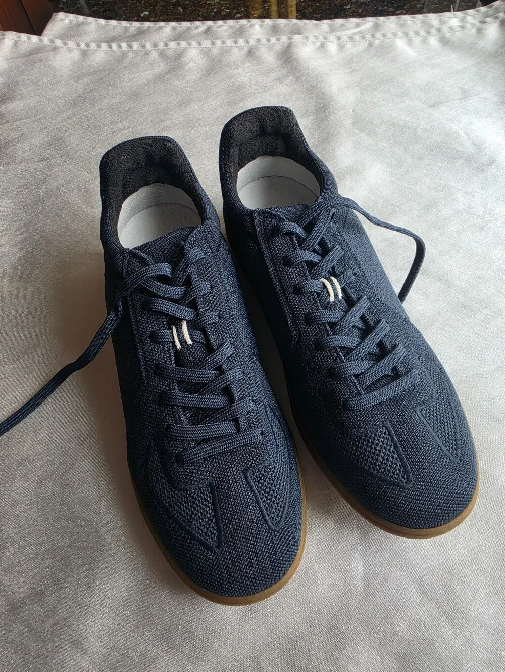 Rothy's The RS01 Men  Sneakers in Navy Sz 10